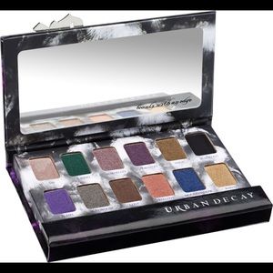 Urban decay Shadow box eye shadow